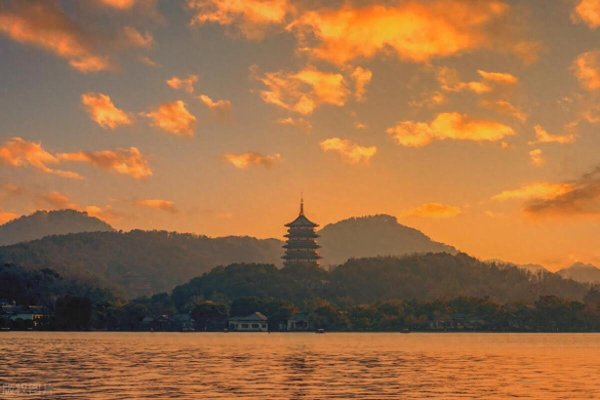 鼎合网配资 为什么大家越来越多不敢炒股了？在中国股市能赚钱的只有一种人！