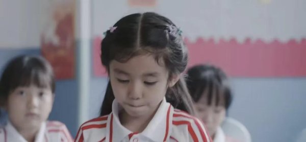 量华网 校园“社交恐惧”有多可怕？多少父母全然不知，还劝孩子“别在乎”